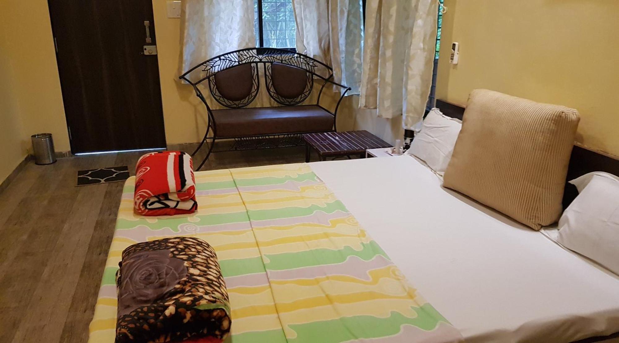 The Rippling Edge - River Front Property 카르자트 외부 사진